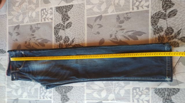 Pantalón vaquero niño/@ Levi's talla 10 años