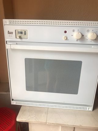 Horno teka de segunda mano por 25 EUR en Ontígola en WALLAPOP