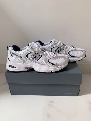 Zapatillas New Balance 530 talla 38 y 42 de segunda mano por 140 EUR en  Madrid en WALLAPOP