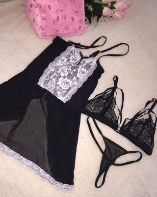 Lenceria de segunda mano por 5 EUR en Madrid en WALLAPOP