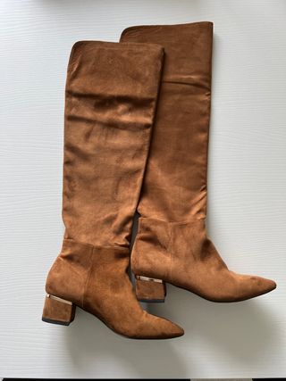 Primadonna Botas Altas de segunda mano por 35 EUR en Barcelona en WALLAPOP