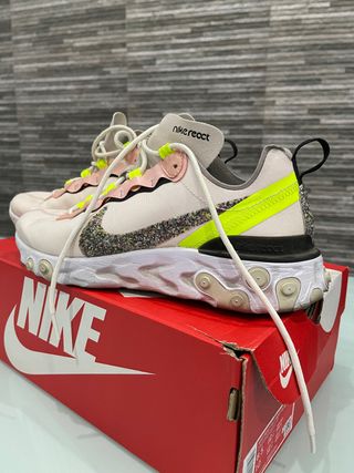 NIKE REACT ELEMENT 55 MUJER de segunda mano por 50 EUR en Málaga en WALLAPOP