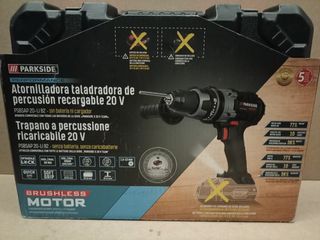 Taladro percutor batería parkside performance de segunda mano por 65 EUR en  Poligono Industrial San Fernando en WALLAPOP