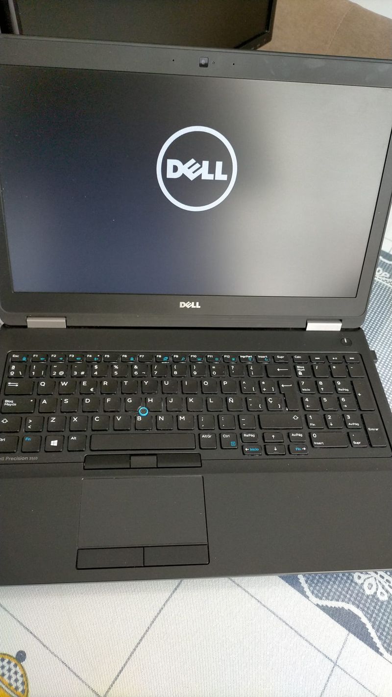 Portatil Dell Precision 3510 afbeelding 2
