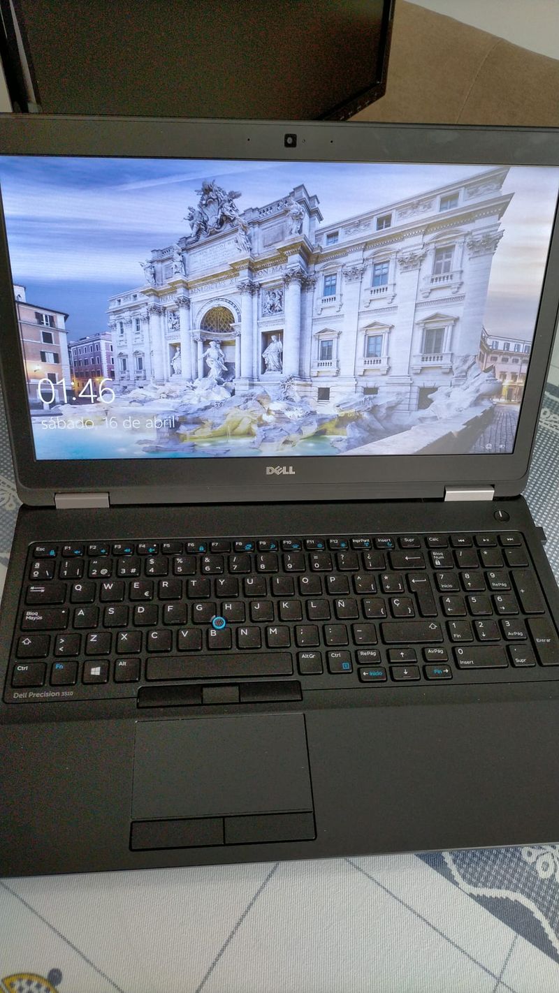Portatil Dell Precision 3510
