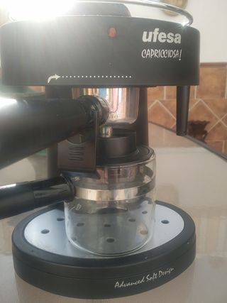 Cafetera Ufesa de segunda mano por 20 EUR en Umbrete en WALLAPOP