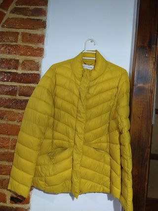 Chaqueta sfera basic de segunda mano por 15 EUR en Santander en WALLAPOP