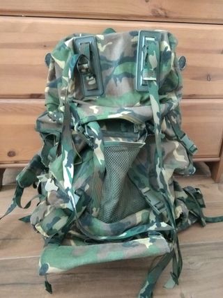 Mochila Militar Altus 100L de segunda mano por 50 EUR en Palencia en  WALLAPOP