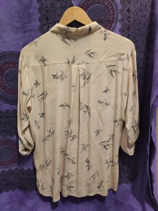 Blusa zara pájaros de segunda mano por 6 EUR en Tolosa en WALLAPOP