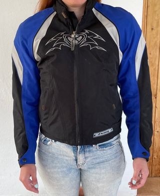Chaqueta mujer para moto de segunda mano por 30 EUR en L\\'Olleria en  WALLAPOP