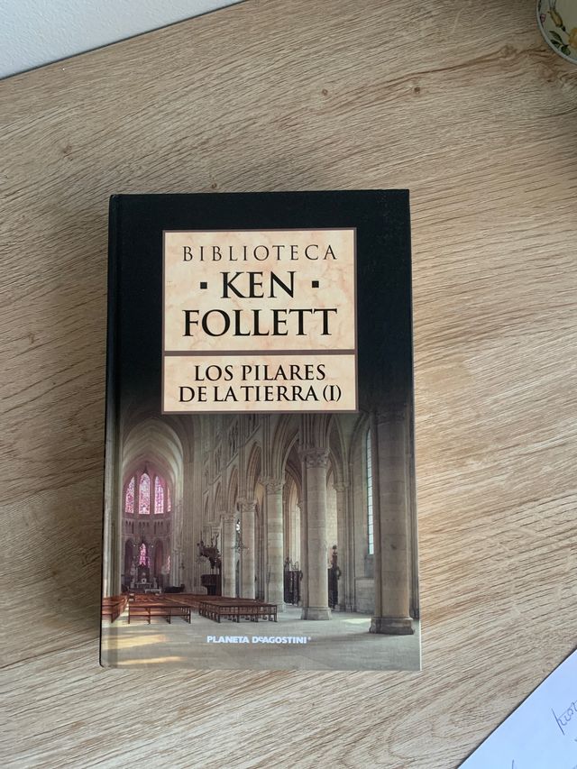 Libro "Los pilares de la Tierra (I)"