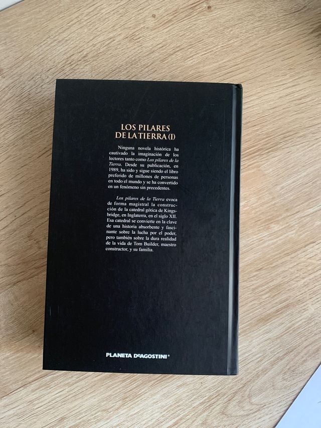 Libro "Los pilares de la Tierra (I)"