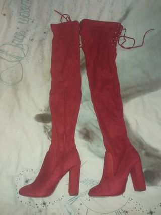 Botas altas rojas de segunda mano en WALLAPOP