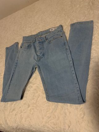 Vaqueros Denim Co. de segunda mano por 5 EUR en La Zubia en WALLAPOP
