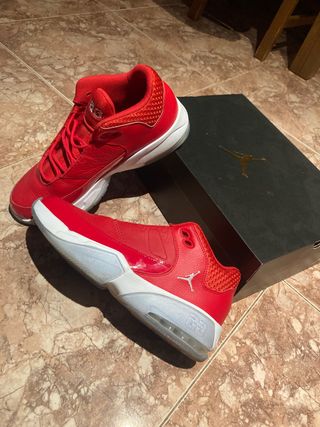 Nike Jordan max aura 2 Rojas de segunda mano por 60 EUR en Torrejón de  Velasco en WALLAPOP