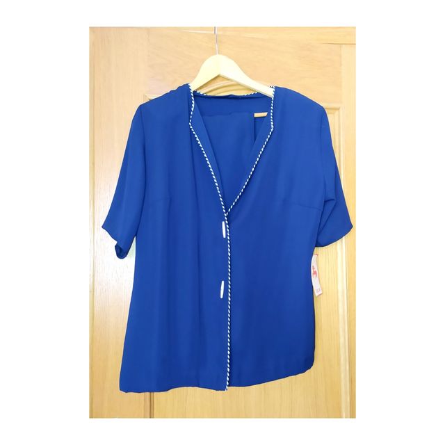 Traje de gala Talla M-L Escucho Ofertas