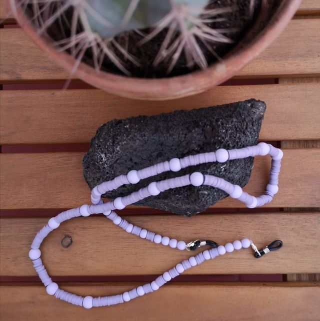 cadena para moviles y gafas. Hecho a mano.