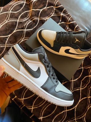 Nike Air Jordan 1 Retro High OG Black Métallic Gold 44.5 - Vinted