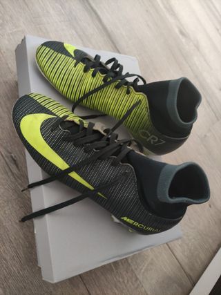 Botas de fútbol Cr7 de segunda mano en WALLAPOP