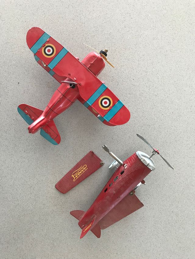 Avions de llauna - aviones hojalata