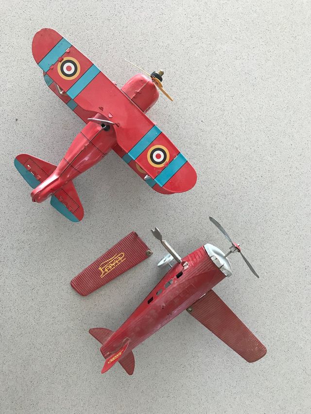 Avions de llauna - aviones hojalata