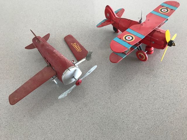 Avions de llauna - aviones hojalata