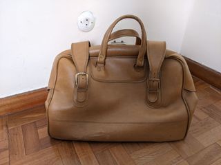 Maleta de mano antigua de segunda mano por 15 EUR en Pamplona en WALLAPOP