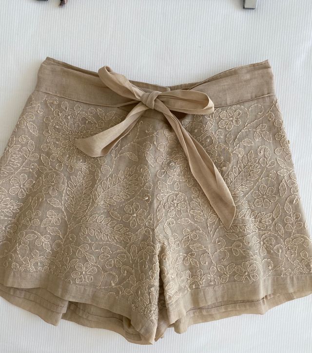 Pantalón corto Beige talla 1