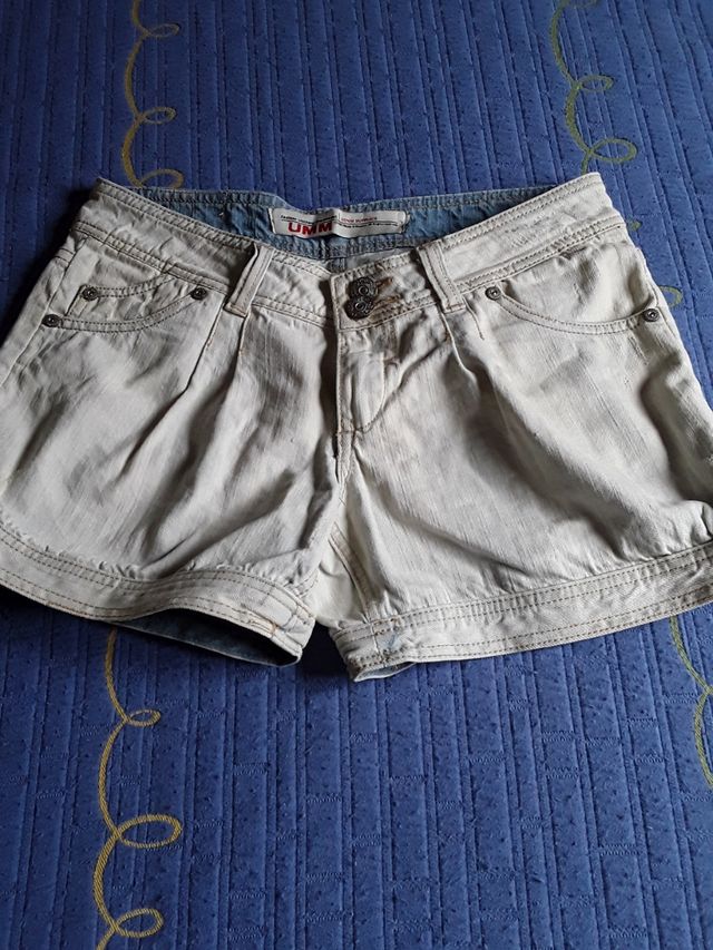 Pantalón vaquero corto