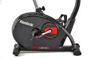 Bicicleta estática Reebok GB 40s de segunda mano por 225 EUR en Valencia en  WALLAPOP