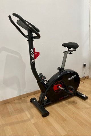 Bicicleta estática Reebok GB 40s de segunda mano por 225 EUR en Valencia en  WALLAPOP