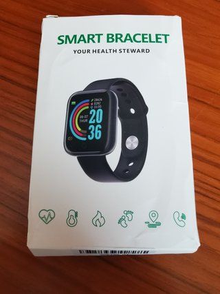 SmartWatch Y68 de segunda mano por 10 EUR en Tarragona en WALLAPOP