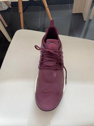 Nike Presto Morado de segunda mano por 45 EUR en Madrid en WALLAPOP
