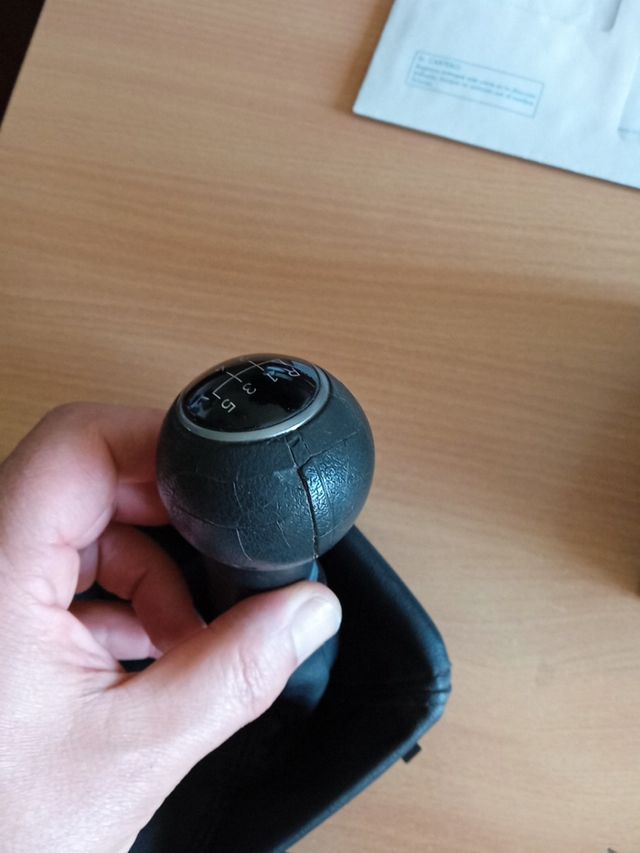 Pomo cambio marchas y fuelle Seat Altea XL