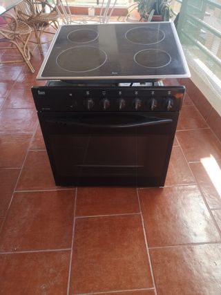 Horno y vitro Teka de segunda mano por 105 EUR en Alicante en WALLAPOP