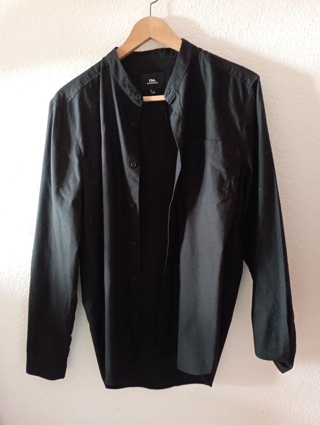 Camisa negra de algodón