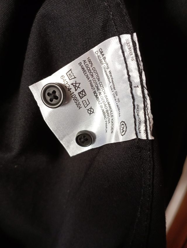 Camisa negra de algodón