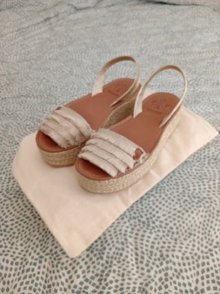 Sandalias POPA de segunda mano por 28 EUR en Torremolinos en WALLAPOP