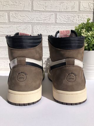 Bambas Nike Air Jordan 1 Travis Scott de segunda mano en Igualada en  WALLAPOP