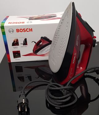 Bosch Plancha A Vapor TDA503001P 3000W de segunda mano por 29,99 EUR en  Madrid en WALLAPOP