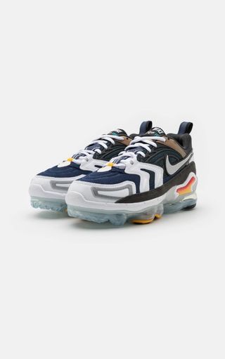 Zapatillas bambas Nike Air vapormax evo de segunda mano por 150 EUR en  Barcelona en WALLAPOP