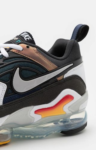 Zapatillas bambas Nike Air vapormax evo de segunda mano por 150 EUR en  Barcelona en WALLAPOP