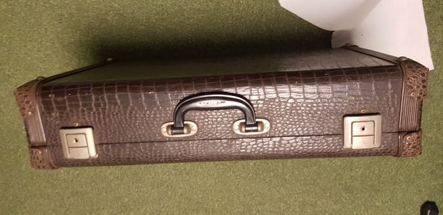 Antiguo estuche Alexander para Trompa