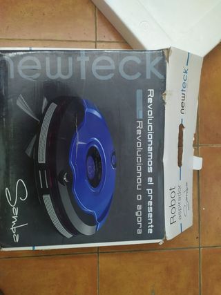 Robot aspirador newteck samba de segunda mano por 15 EUR en Alcalá la Real  en WALLAPOP