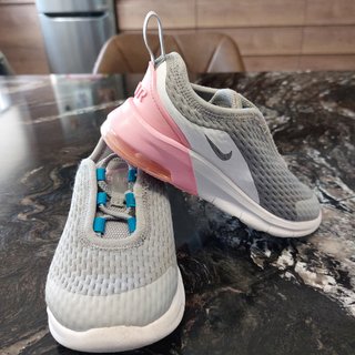 Zapatillas Nike,talla 25 de segunda mano por 12 EUR en Alboraya en WALLAPOP