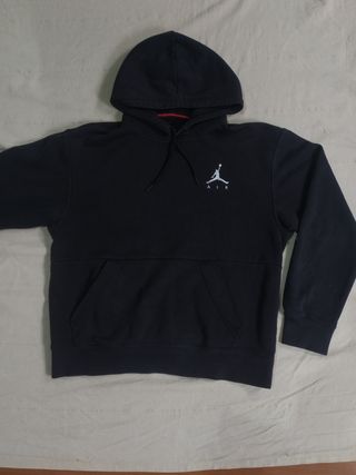 Sudadera Jordan negra original talla M de segunda mano por 40 EUR en Madrid  en WALLAPOP