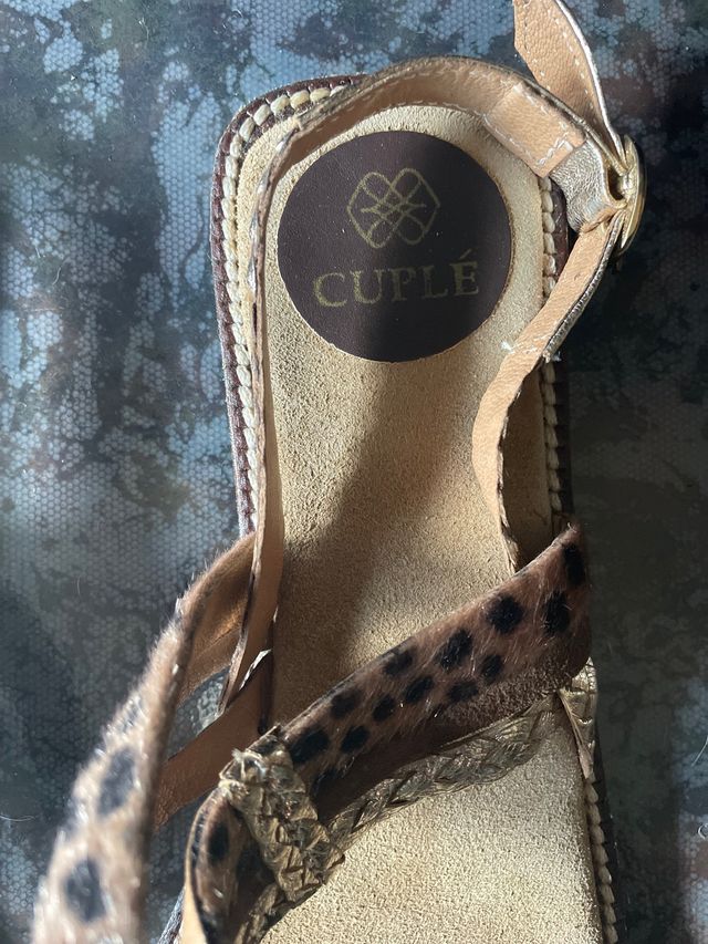 Sandalias (mujer) CUPLÉ