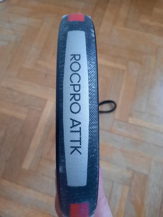 Pala adidas rocpro attack 2021 de segunda mano por 70 EUR en Parla en  WALLAPOP