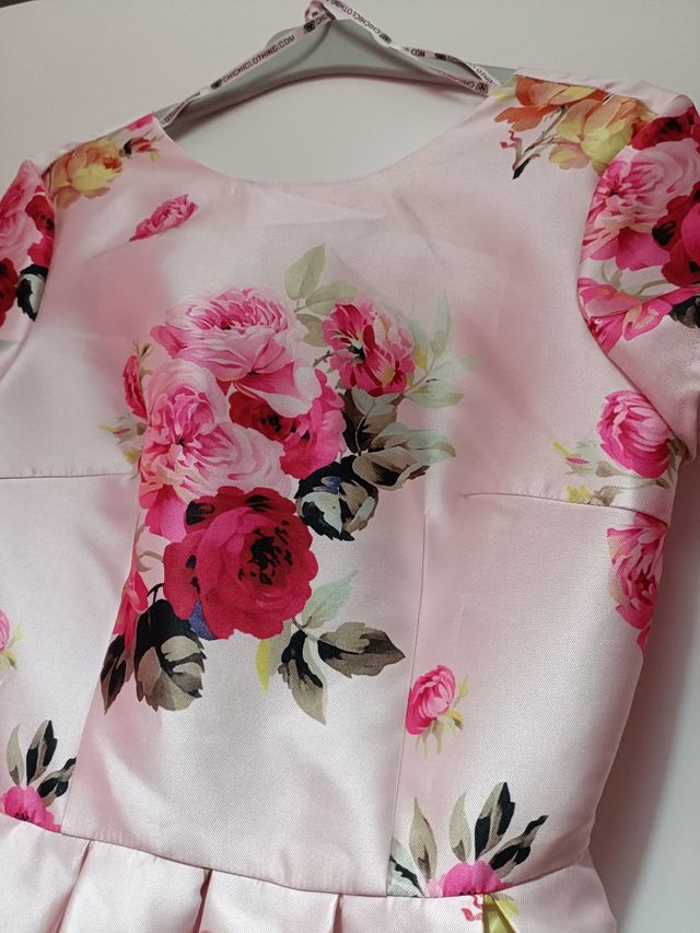 Vestido CHI CHI LONDON