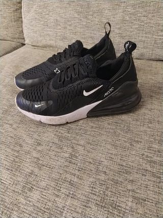 Zapatilla nike 270 mujer talla 38 origen en Lima | Clasf moda-y-accesorios